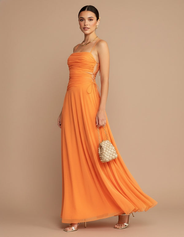 Vestido de tul con abertura en cintura Amber