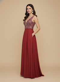 Vestido escote en V bordado Maia