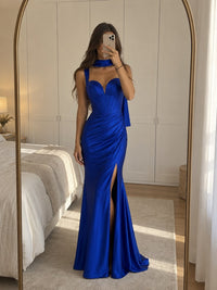 Vestido de corset con estola Adriane