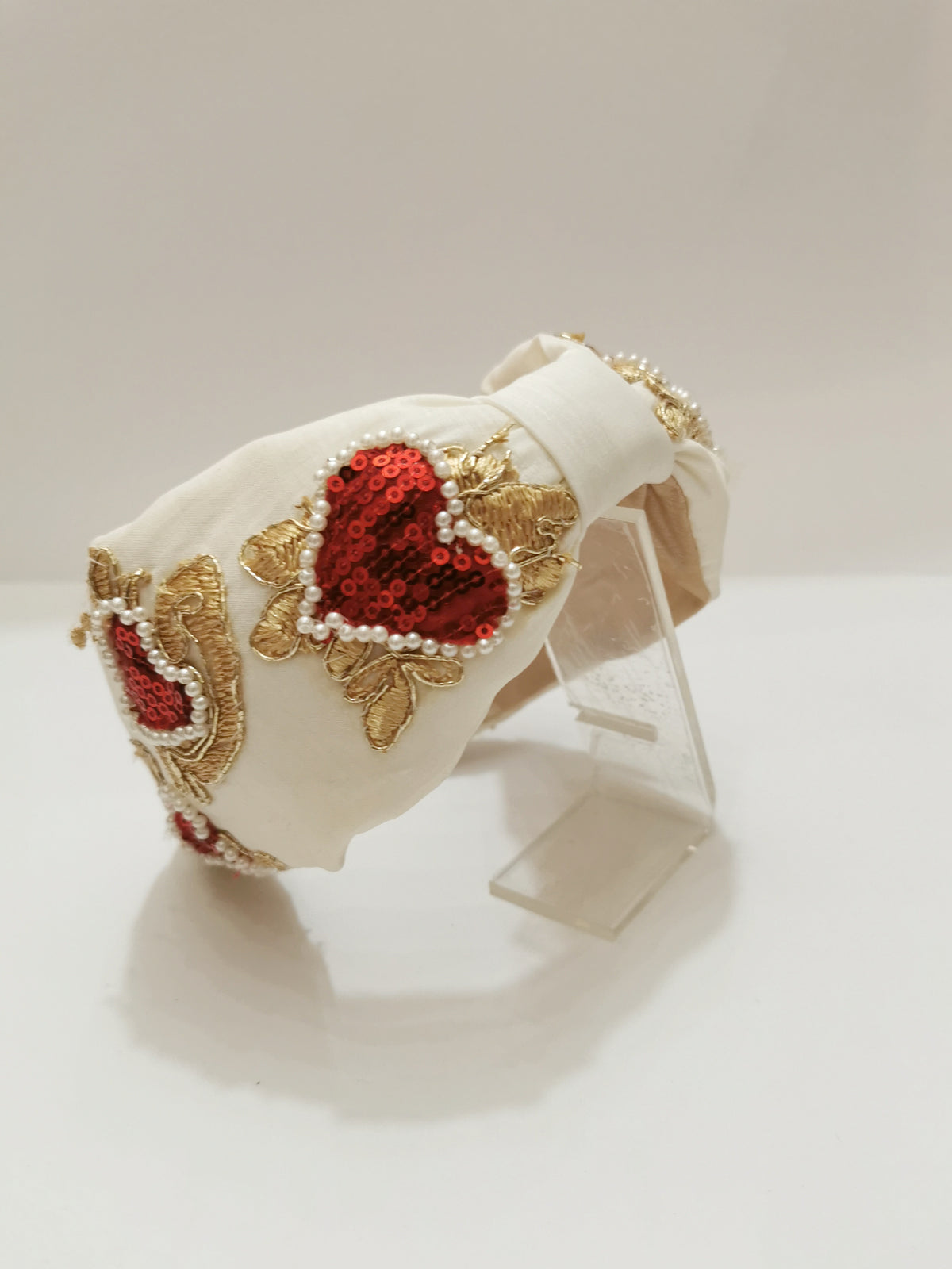 Diadema Queen of hearts
