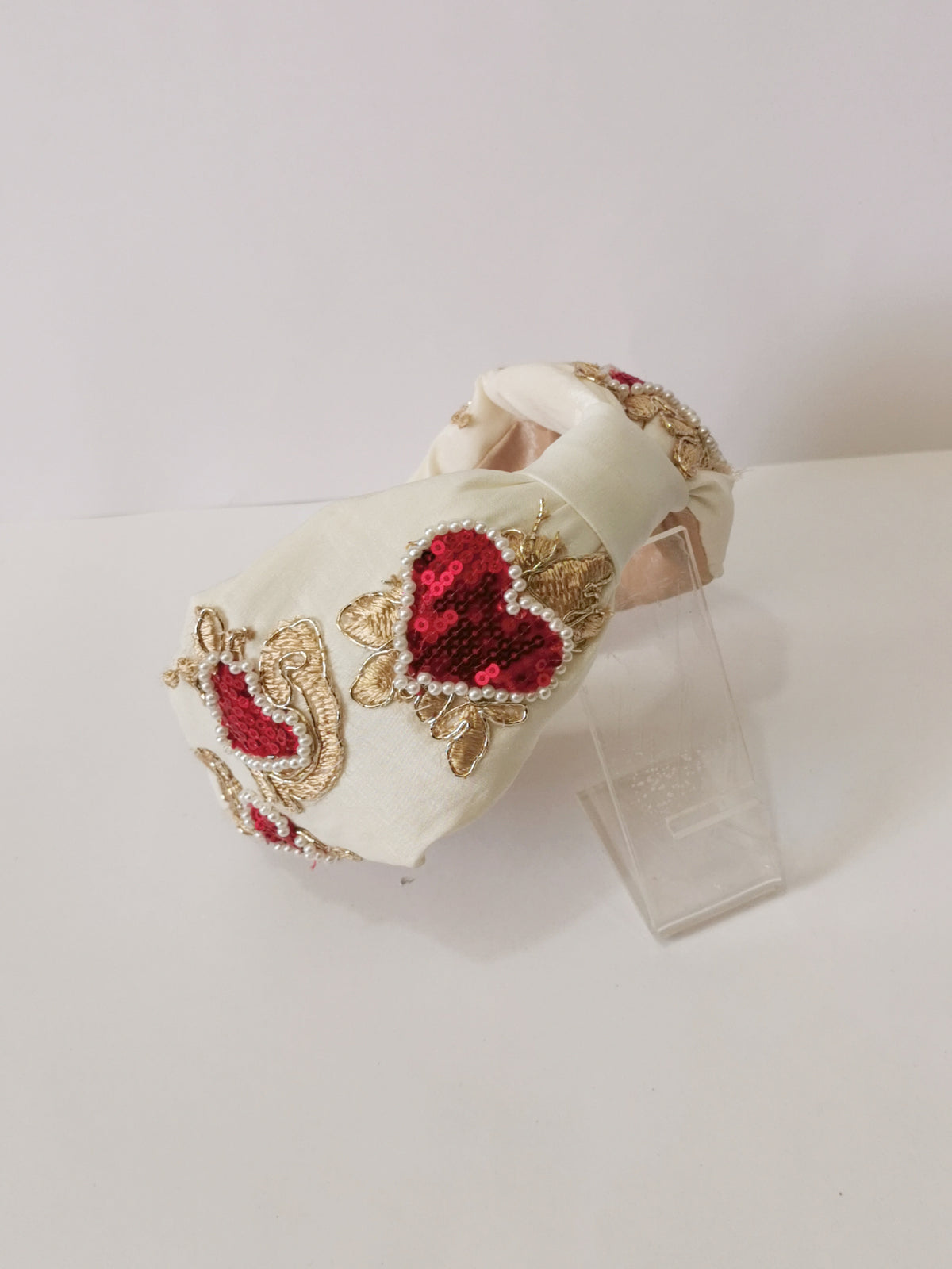 Diadema Queen of hearts