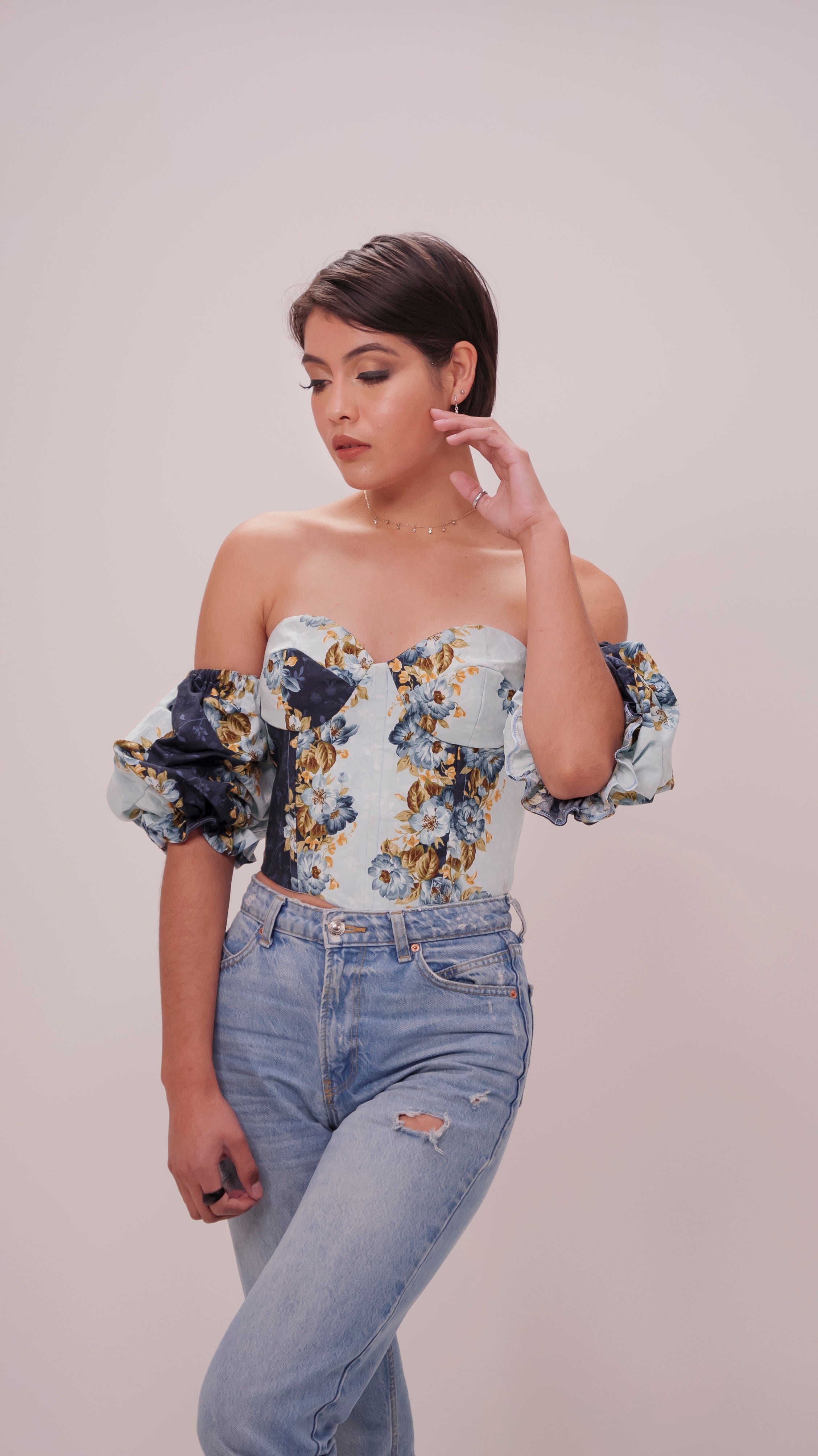 Blusas tipo corset online con manga